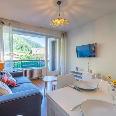 Proche Centre Thones, Cosy Entre Lac&montagnes Apartment *
