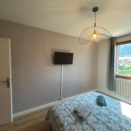 Proche Centre Thones, Cosy Entre Lac&montagnes *